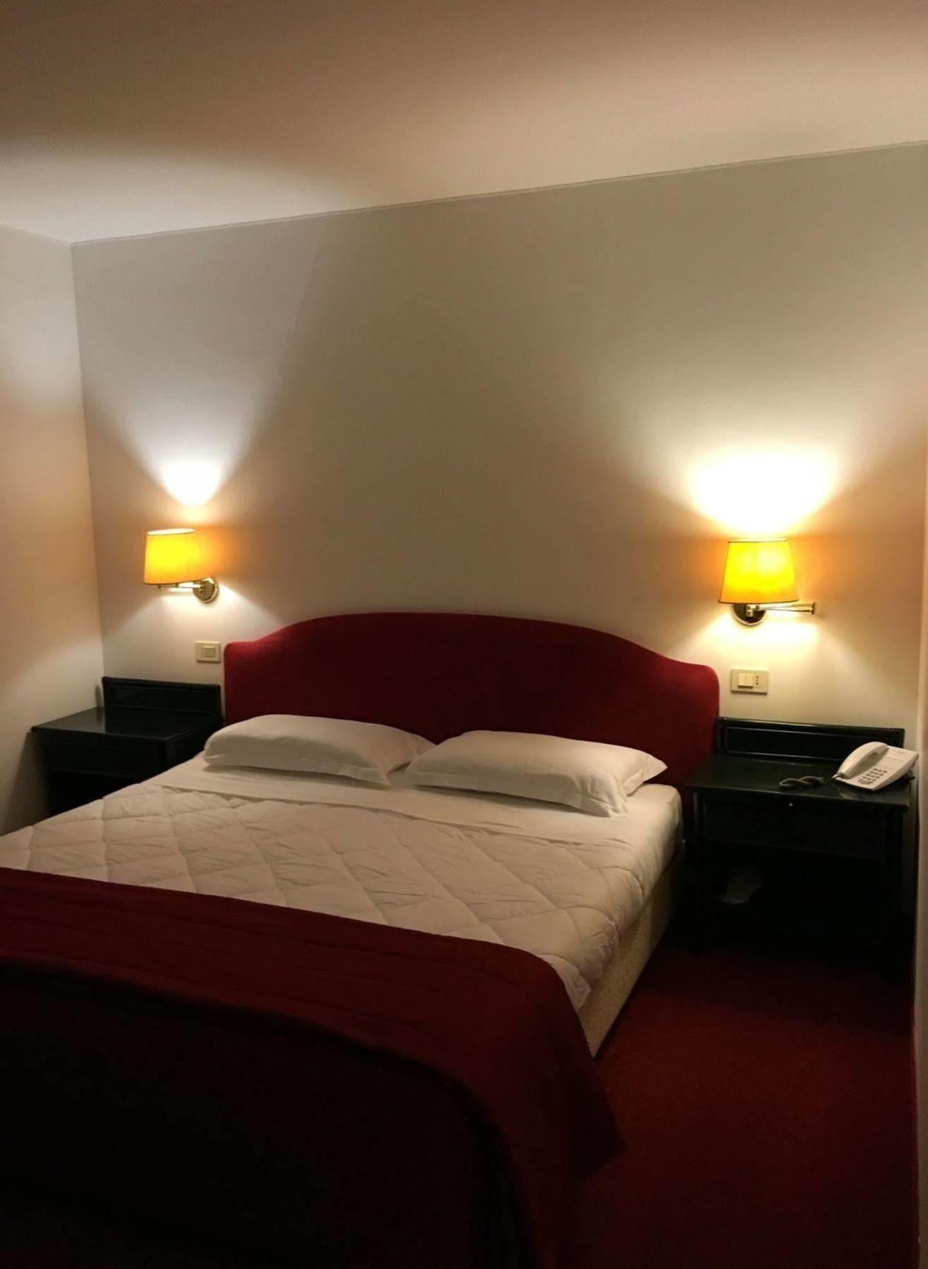 Hotel Hannover Grado Exteriér fotografie